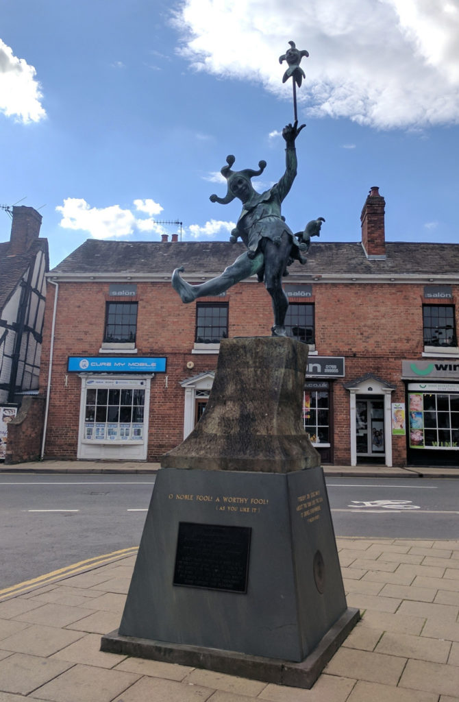 Jester statue in Stratford-upon-Avon