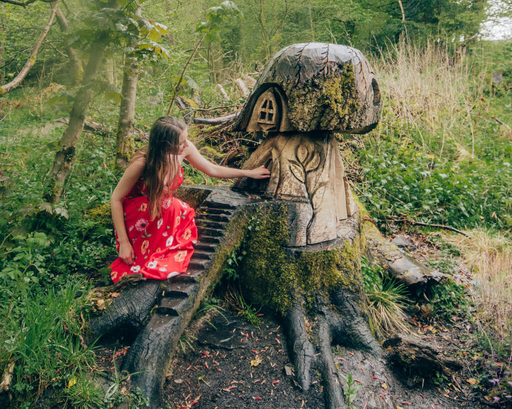 Mushroom shaped fairy house on the Balloch Park Fairy Trail