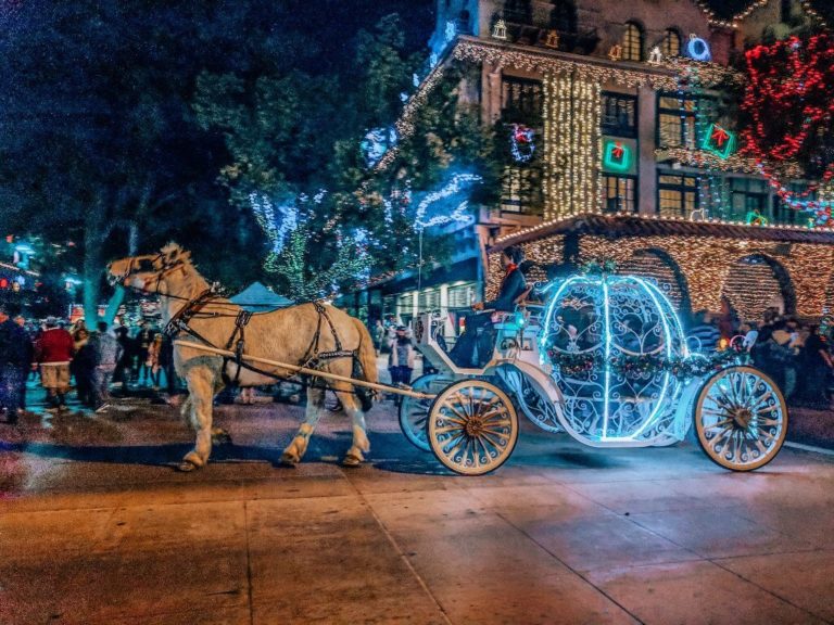 Mission Inn Festival of Lights + How to Go Behind the Scenes!