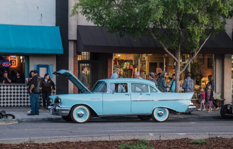 California Classic Car Show: Cruisin' Grand in Escondido, California