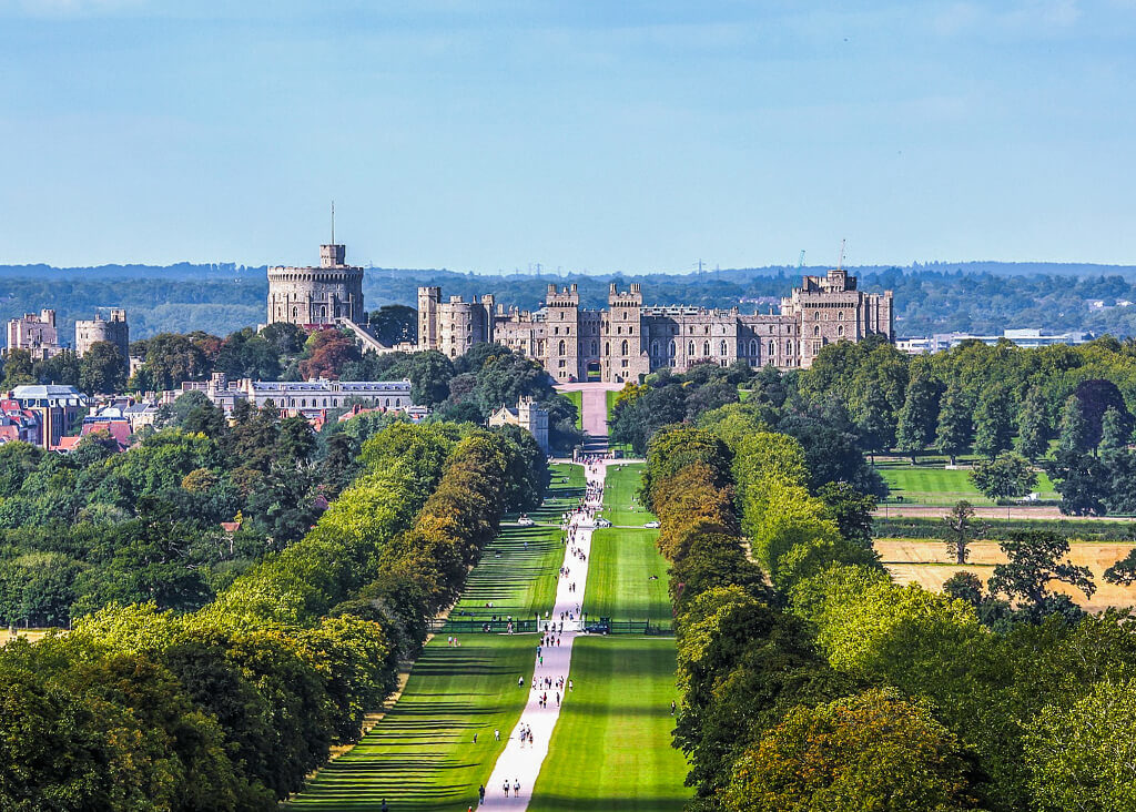 Aerial view of the tree-lined approach to Windsor Castle